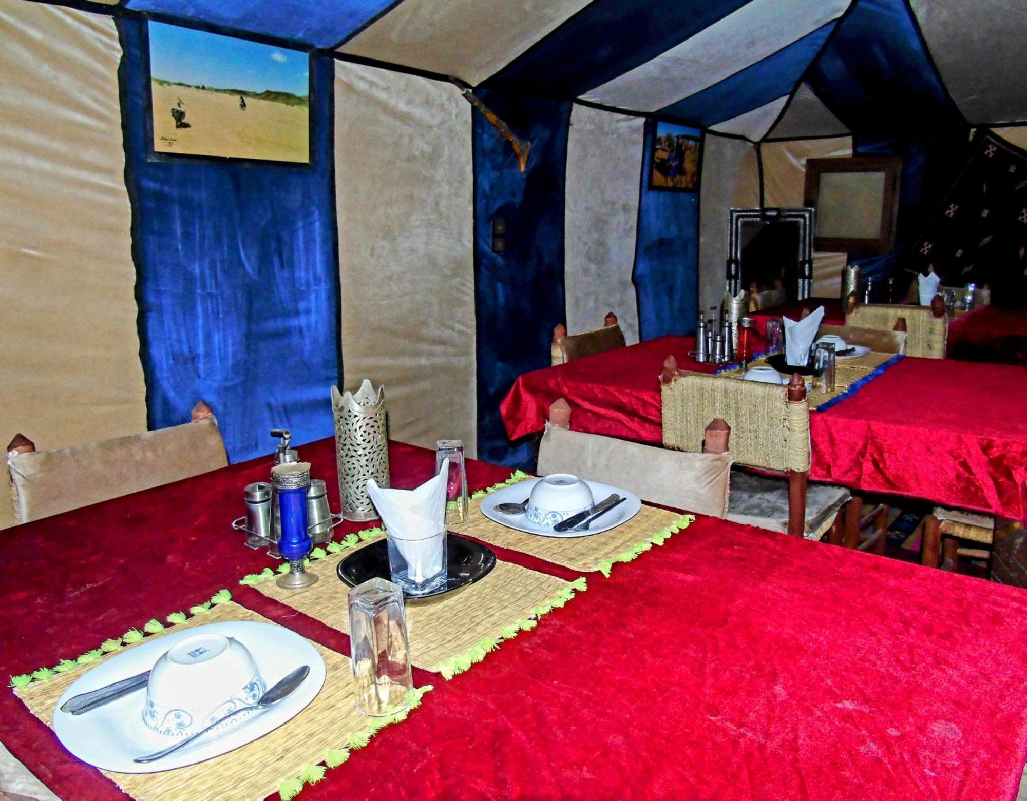 梅尔祖卡 Nomad Luxury Camp酒店 外观 照片